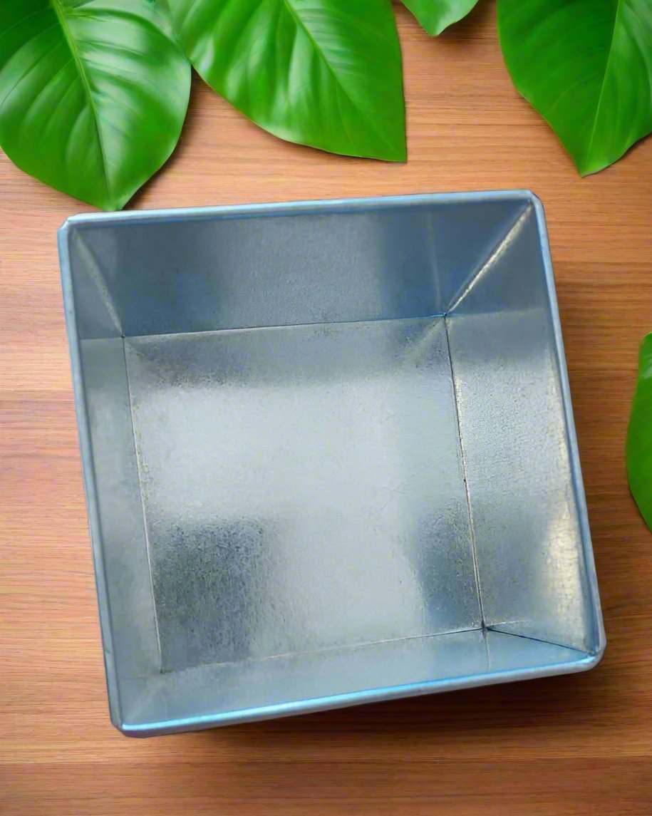 Square shaped baking tins it comes in 5 sizes (5",6",8",10",12"),