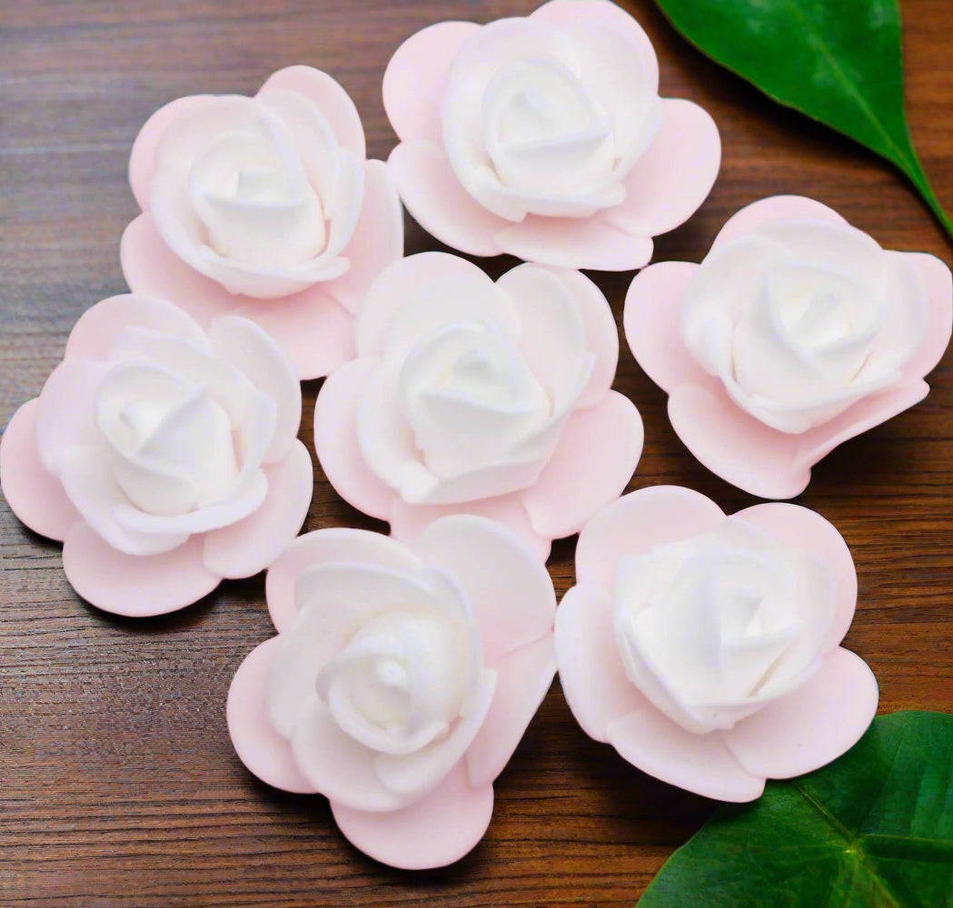 15 Artificial small rose head per pack