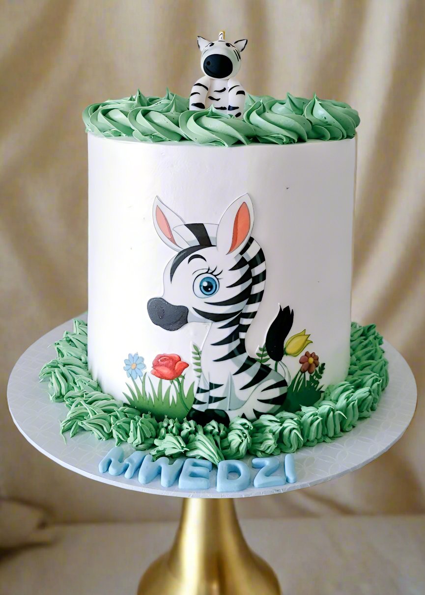 Green/White Giraffe birthday cake